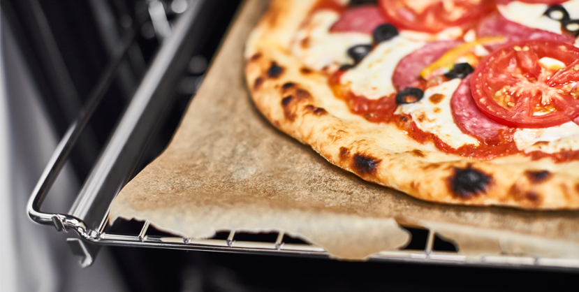  Благодаря функции "Пицца" вы сможете приготовить настоящую итальянскую пиццу в&nbsp;кротчайшие сроки, в&nbsp;зависимости от&nbsp;начинки. Эта функция идеально подойдет для&nbsp;приготовления пирогов, рыбы и&nbsp;овощей, блюда останутся сочными и&nbsp;вкусными.